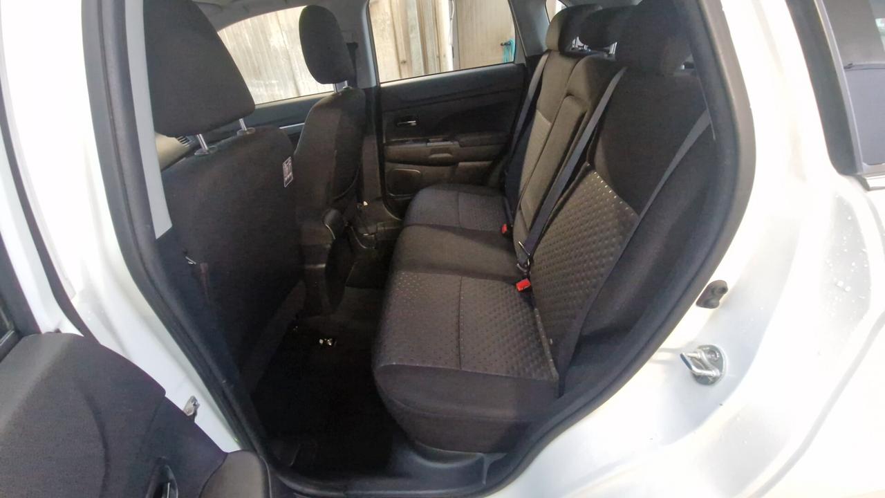 Mitsubishi ASX 1.8 DI-D 150CV 4WD perfetta e garantita