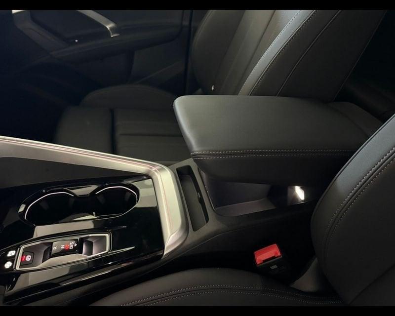 Audi Q5 3ª serie TDI 150 kW mHEV+ S tronic quattro S line edition