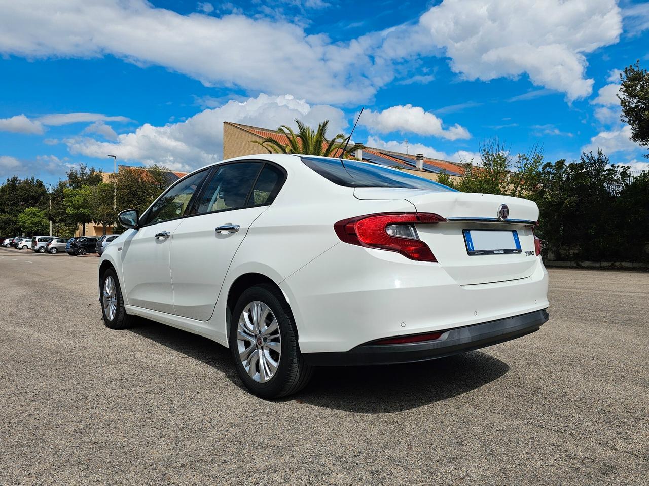 Fiat Tipo 1.6 Mjt 4 porte Lounge