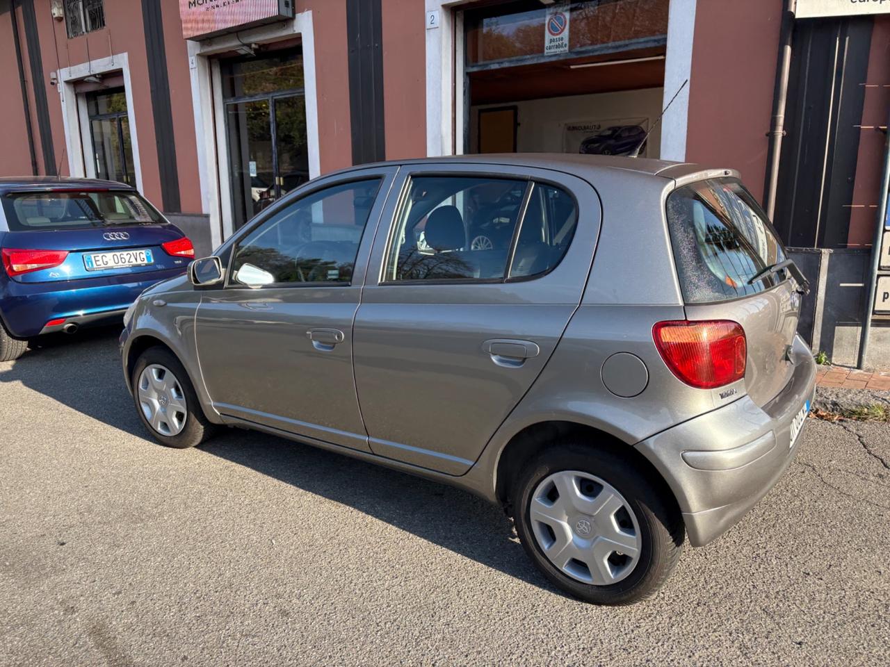 Toyota Yaris 1.0i 16V cat 5 porte Sol Blue