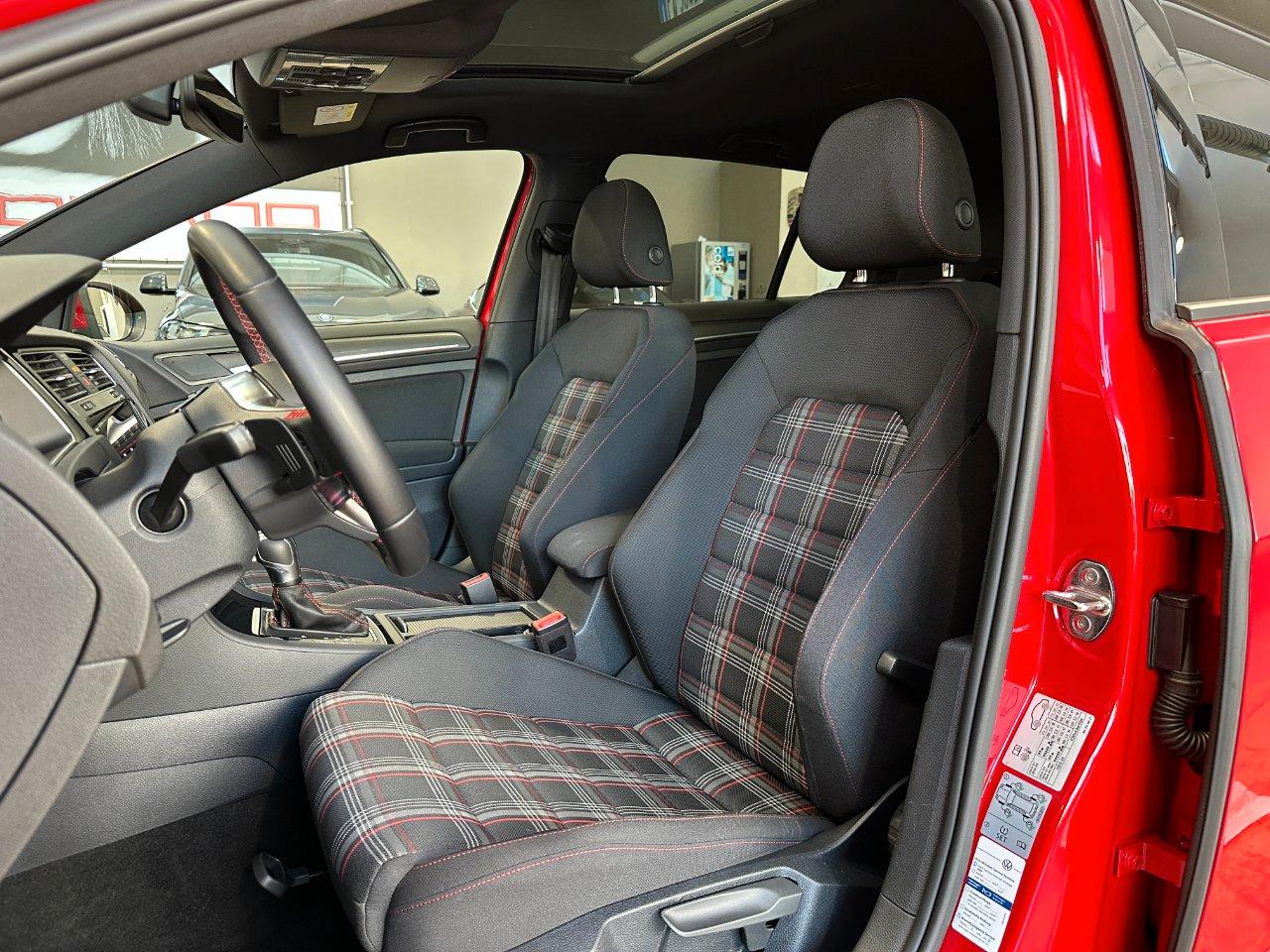 Volkswagen Golf GTI 2.0 tsi Performance DSG - 19" - Tetto - Keyless