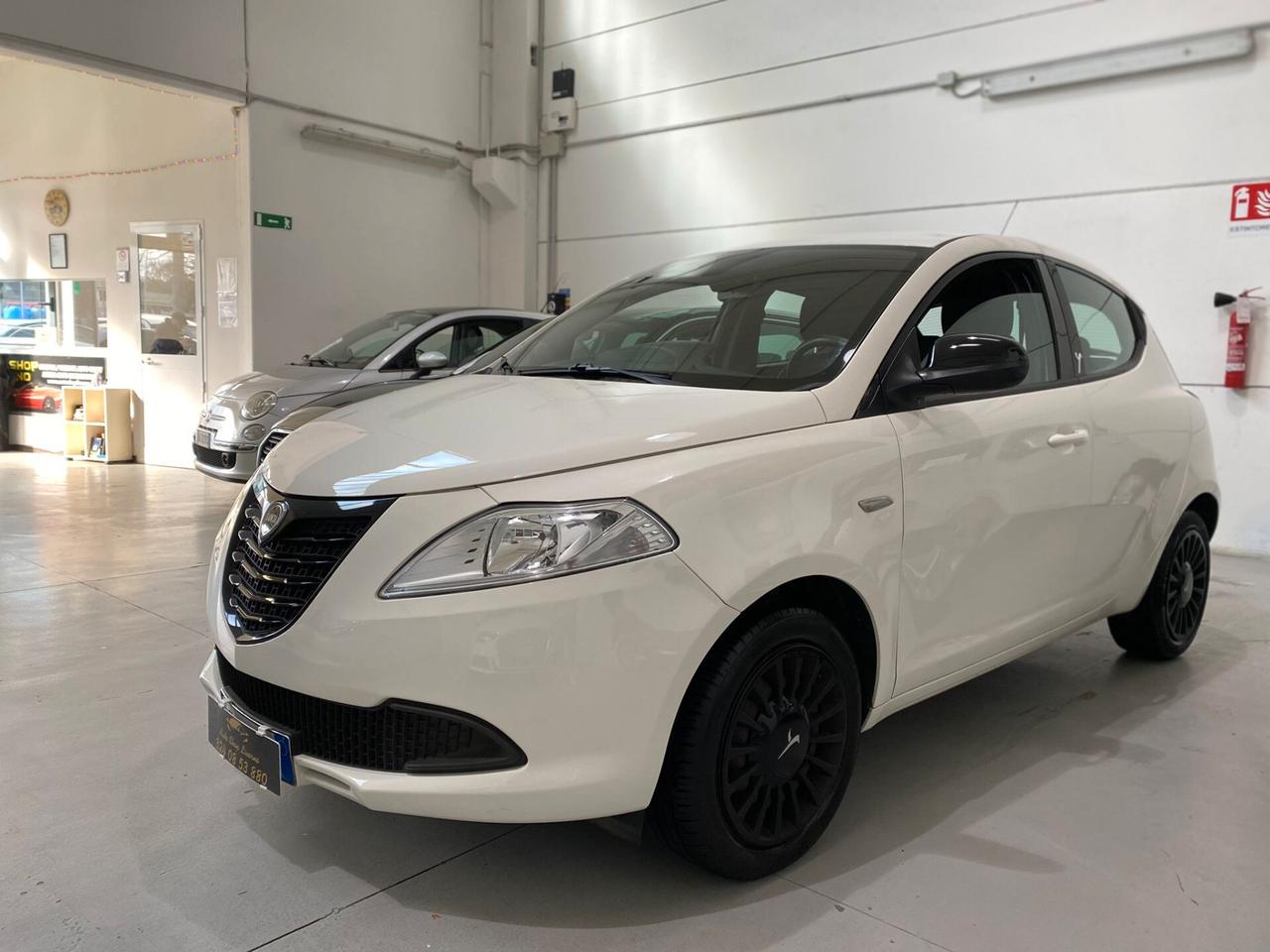 Lancia Ypsilon 1.2 69 CV 5 porte ELLE