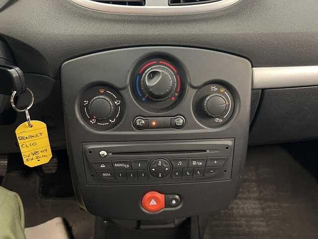 Renault Clio 1.2 16V 5 porte Confort