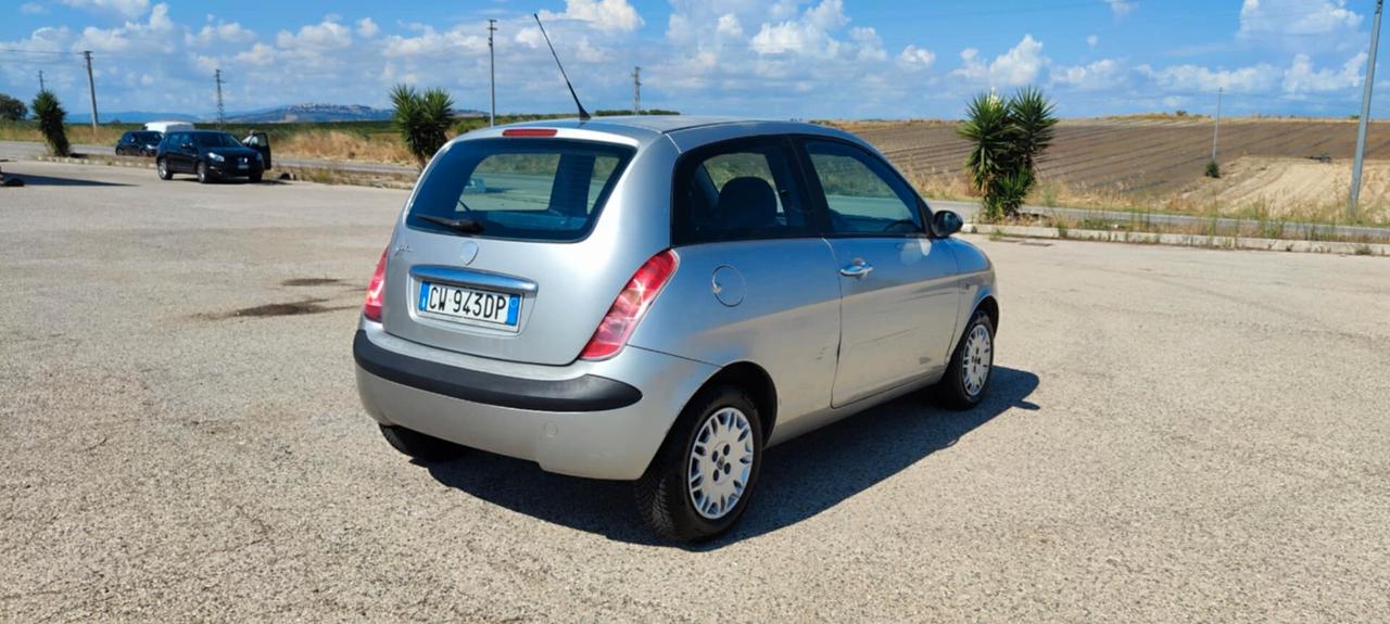 Lancia Ypsilon 1.3 Multijet 16V Platino