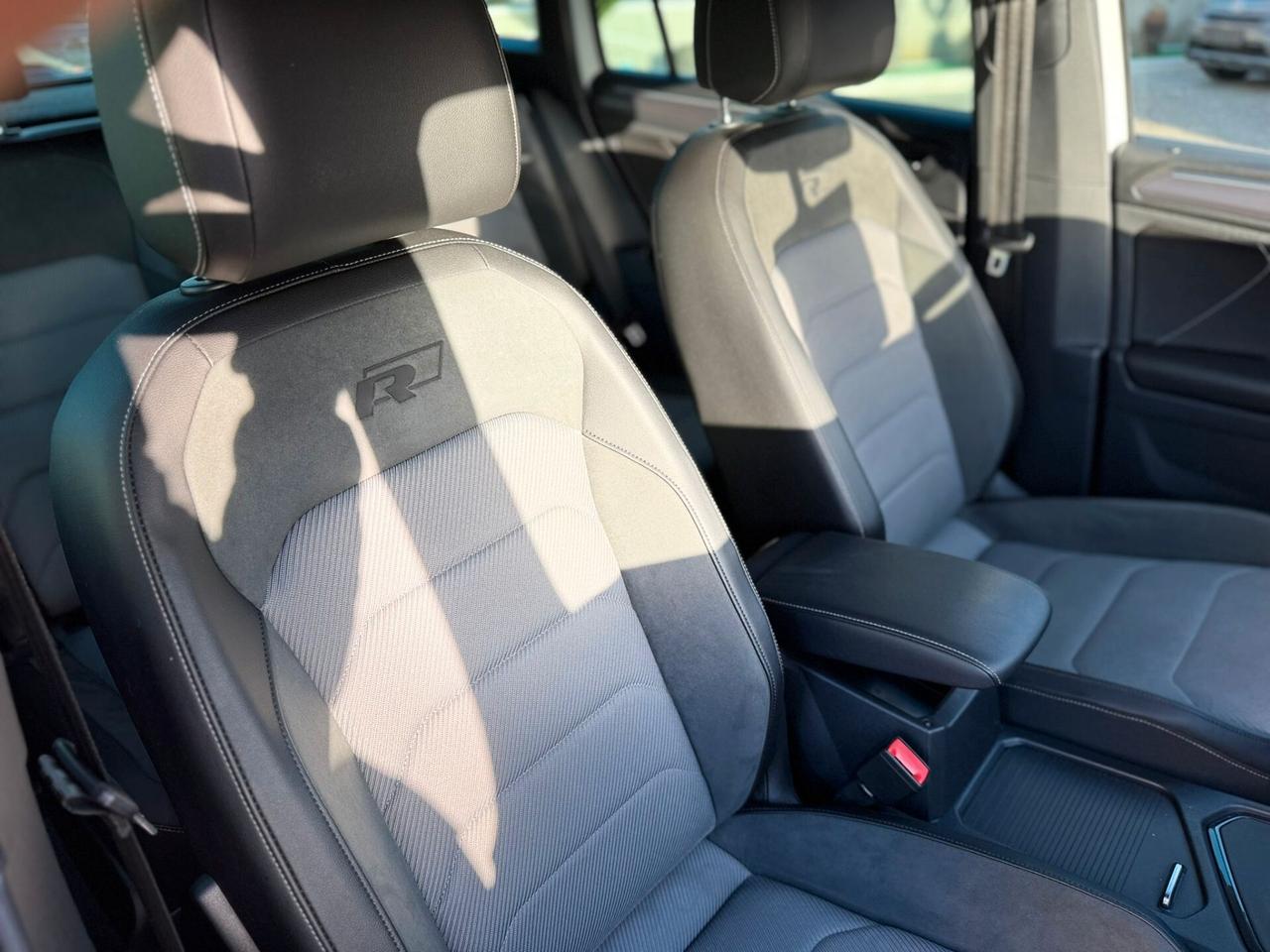 Volkswagen Tiguan 2.0 TDI SCR DSG R LINE