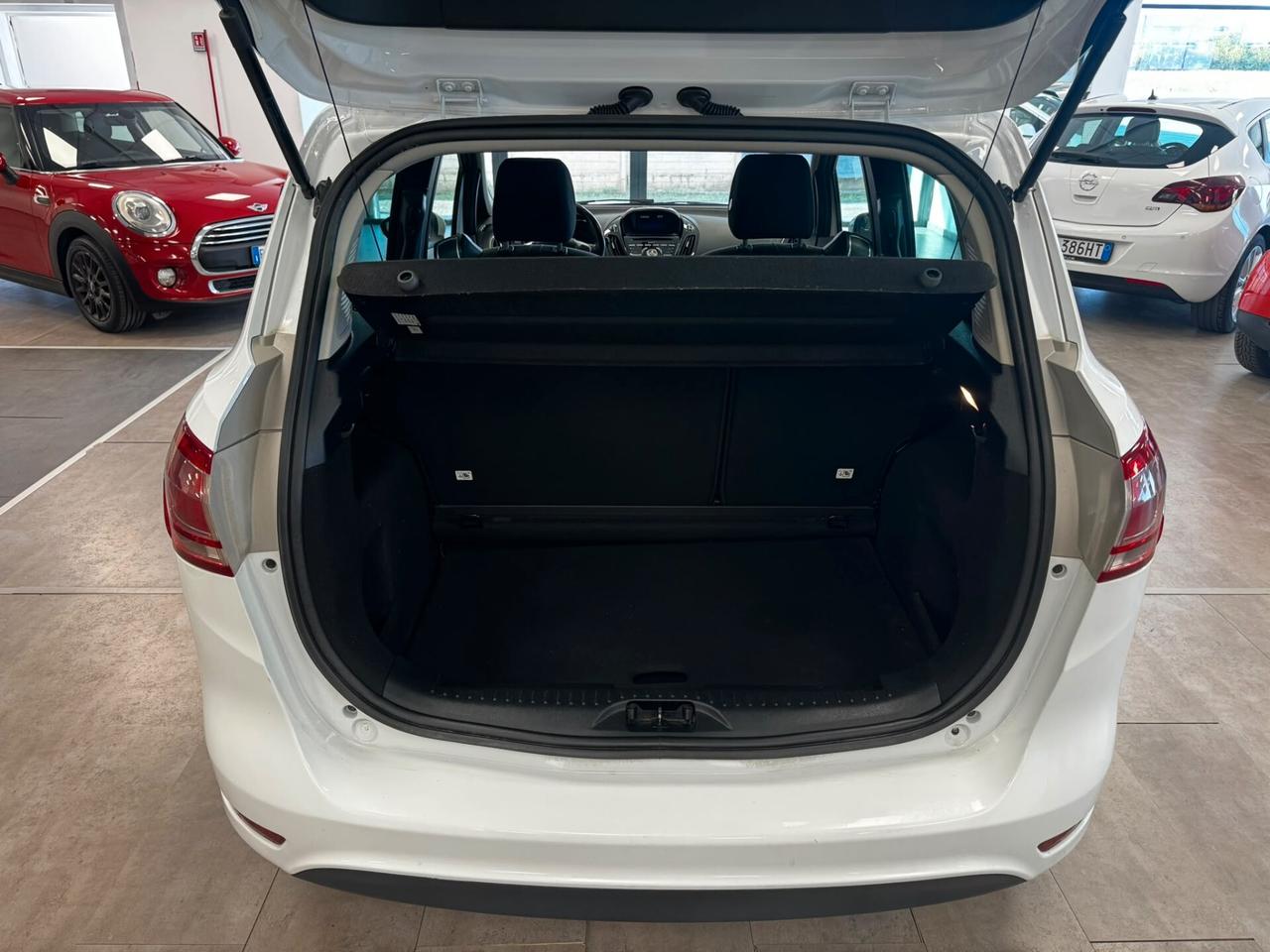 Ford B-Max 1.6 TDCi 95 CV individual