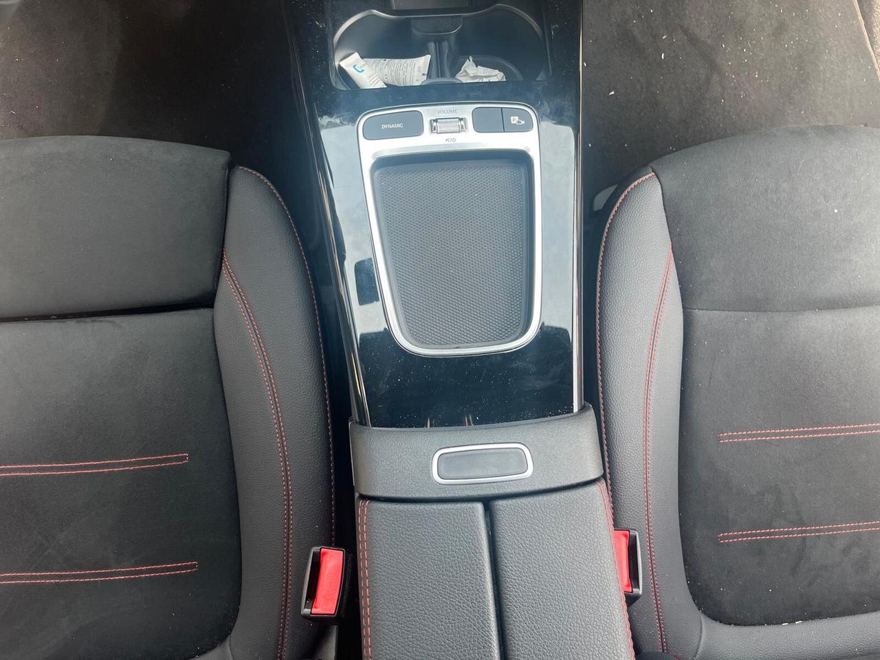 Mercedes-benz CLA 200 d Automatic AMG Line Premium Plus