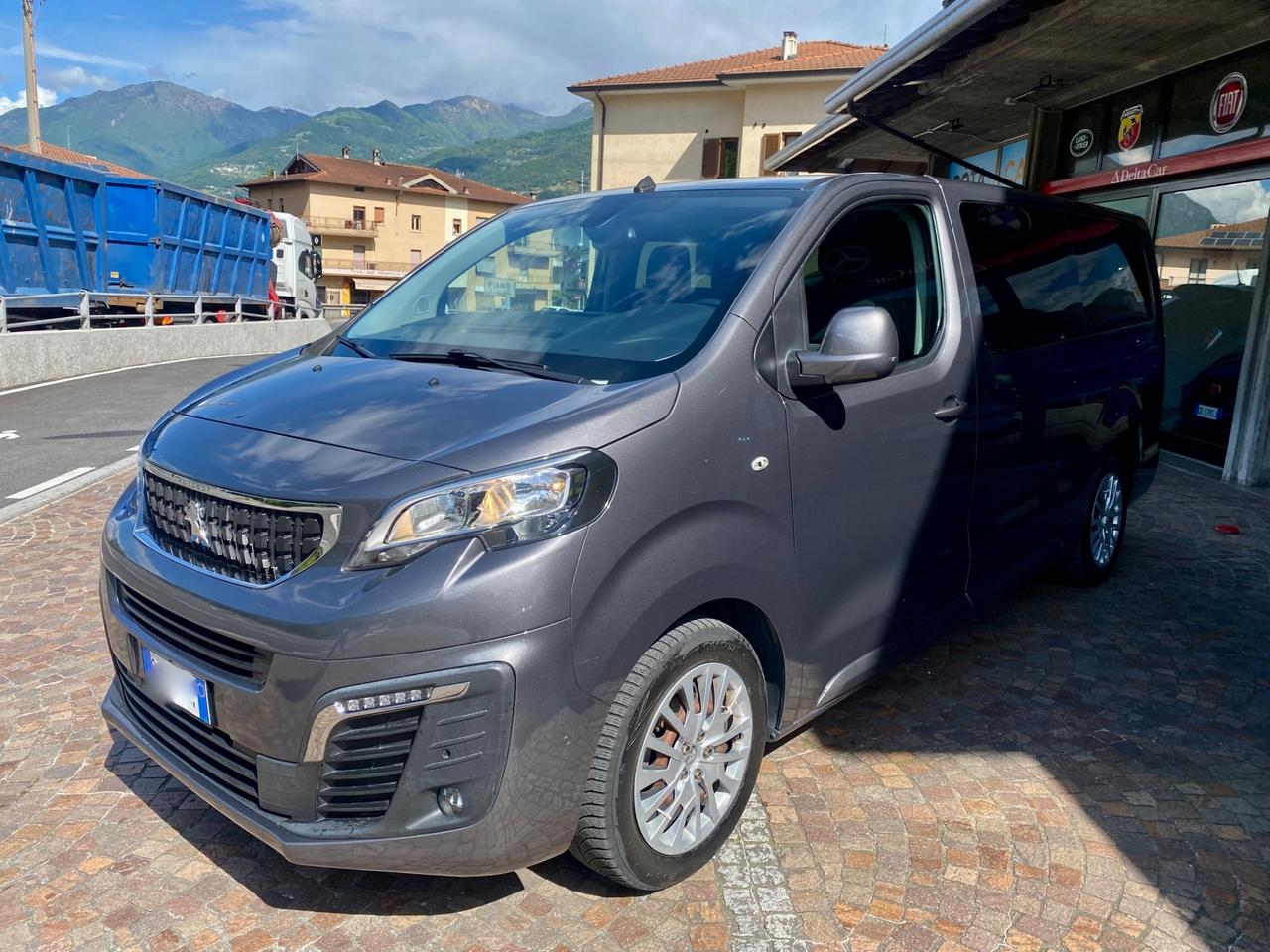 Peugeot Traveller BlueHDi 120 S&S Long Business