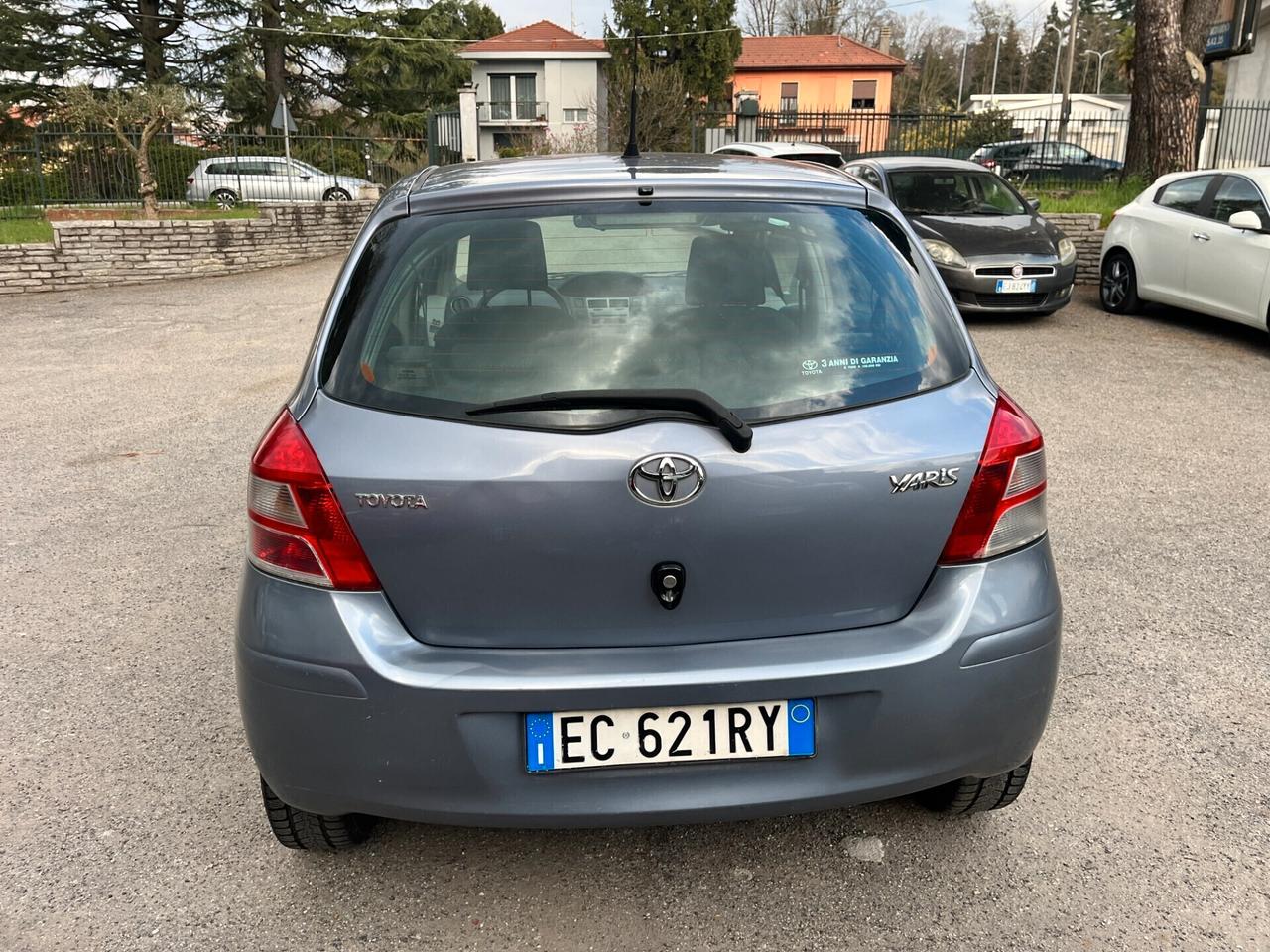 Toyota Yaris 1.0 5 porte Sol