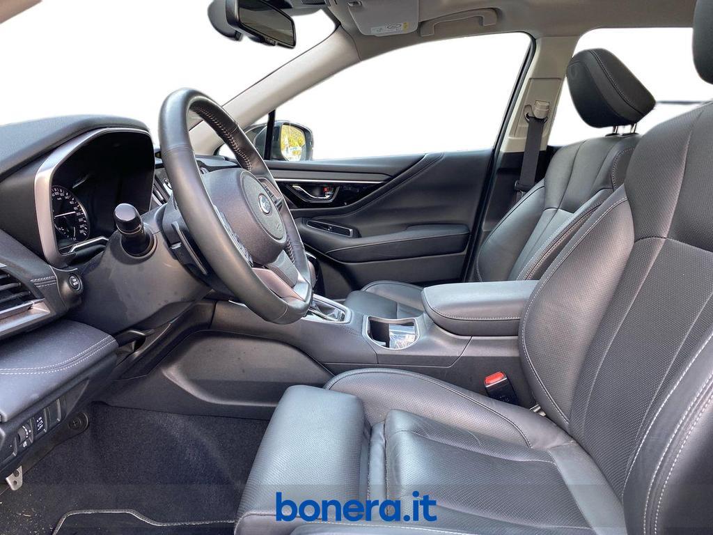 Subaru Outback 2.5 i Premium AWD CVT Lineartronic