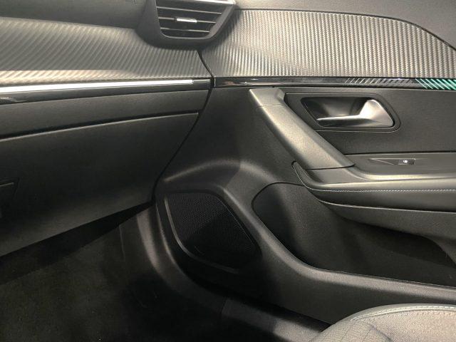 PEUGEOT 2008 1.2 PureTech 100 CV Allure Pack