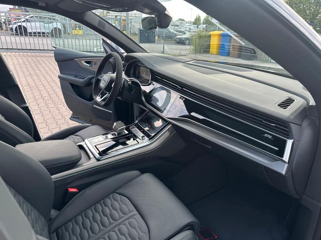 Audi Q8 RS TFSI V8 quattro tiptronic Performance 640 CV
