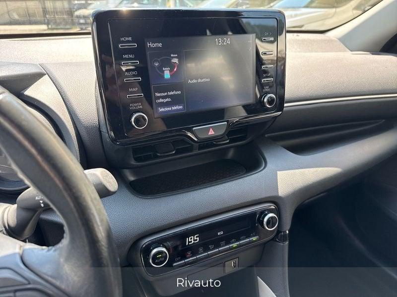 Toyota Yaris Hybrid Trend MY22