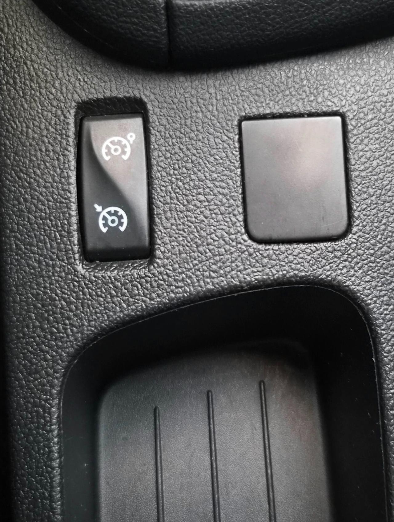 Renault Clio dCi 75 CV 5 porte Duel2