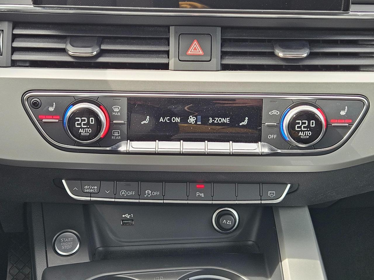 Audi A4 Avant 35 2.0 tdi mhev Business Advanced 163cv s-tronic