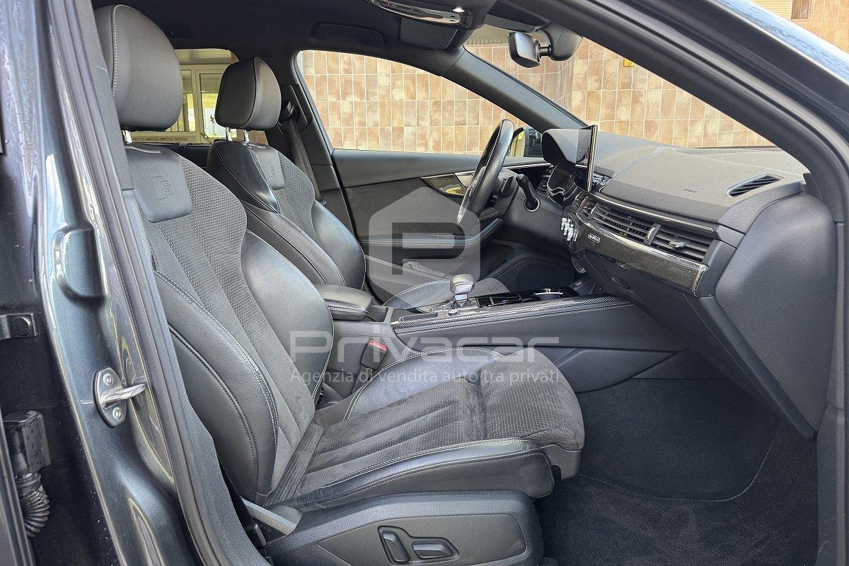 AUDI A4 Avant 45 TDI quattro tiptronic S line edition