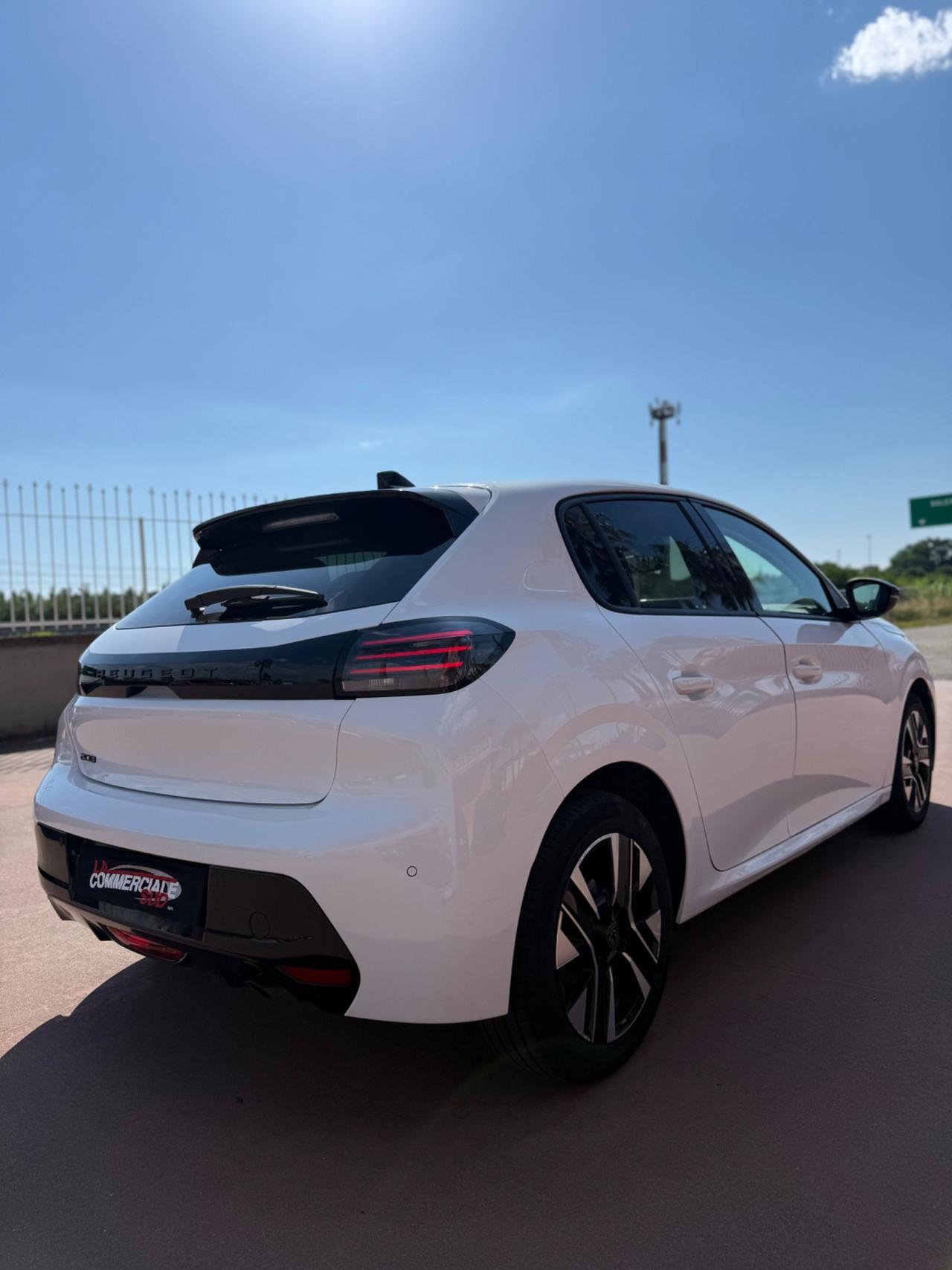 Peugeot 208 PureTech 100 Stop&Start 5 porte Allure