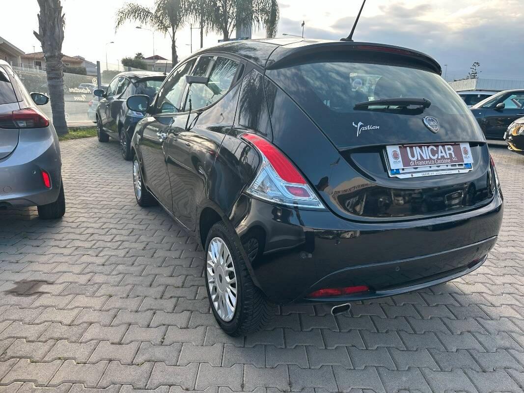 Lancia Ypsilon 1.2 Platinum ecochic Gpl 69cv my16