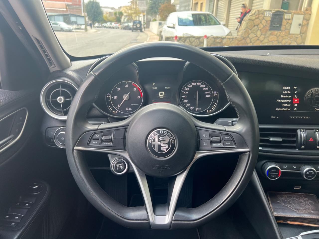 Alfa Romeo Giulia 2.2 Turbodiesel 150 CV AT8