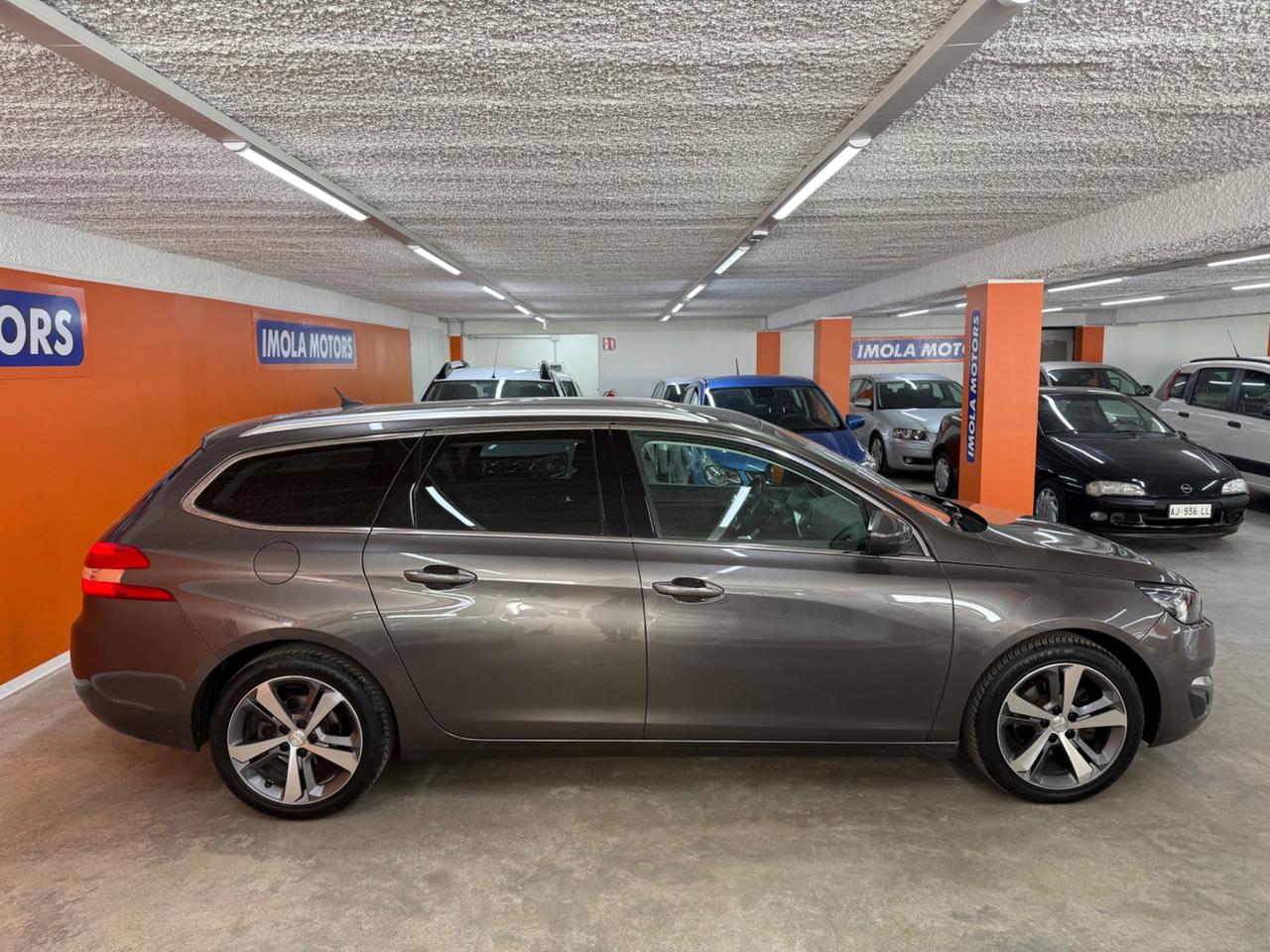 Peugeot 308 BlueHDi SW Allure Tetto Panoramico