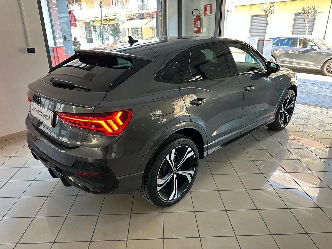 Audi Q3 Sportback Blackline edition 35 TDI S-tronic