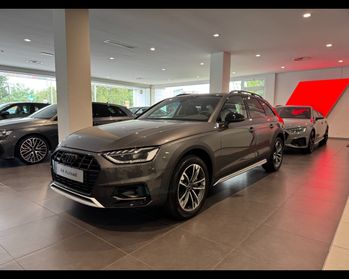 AUDI Audi A4 allroad quattro Identity Contrast 40 TDI 150(204) kW(CV) S tronic