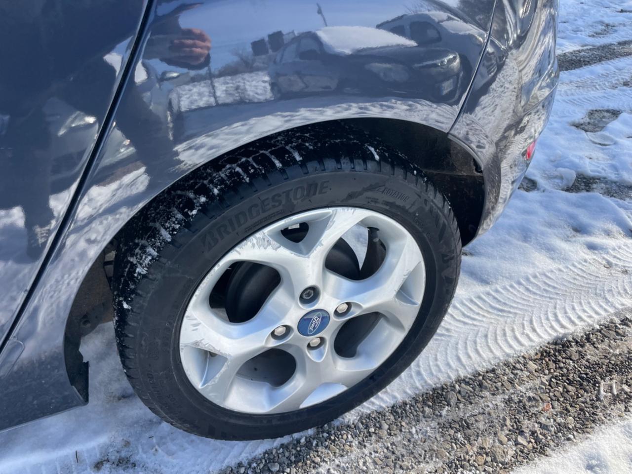 Ford Fiesta Ikon 1.4 5 porte Bz.- GPL