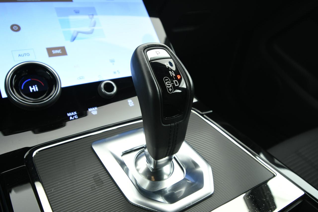 LAND ROVER Range Rover Evoque 2.0d i4 mhev R-Dynamic awd 163cv auto +CAMERA 360°