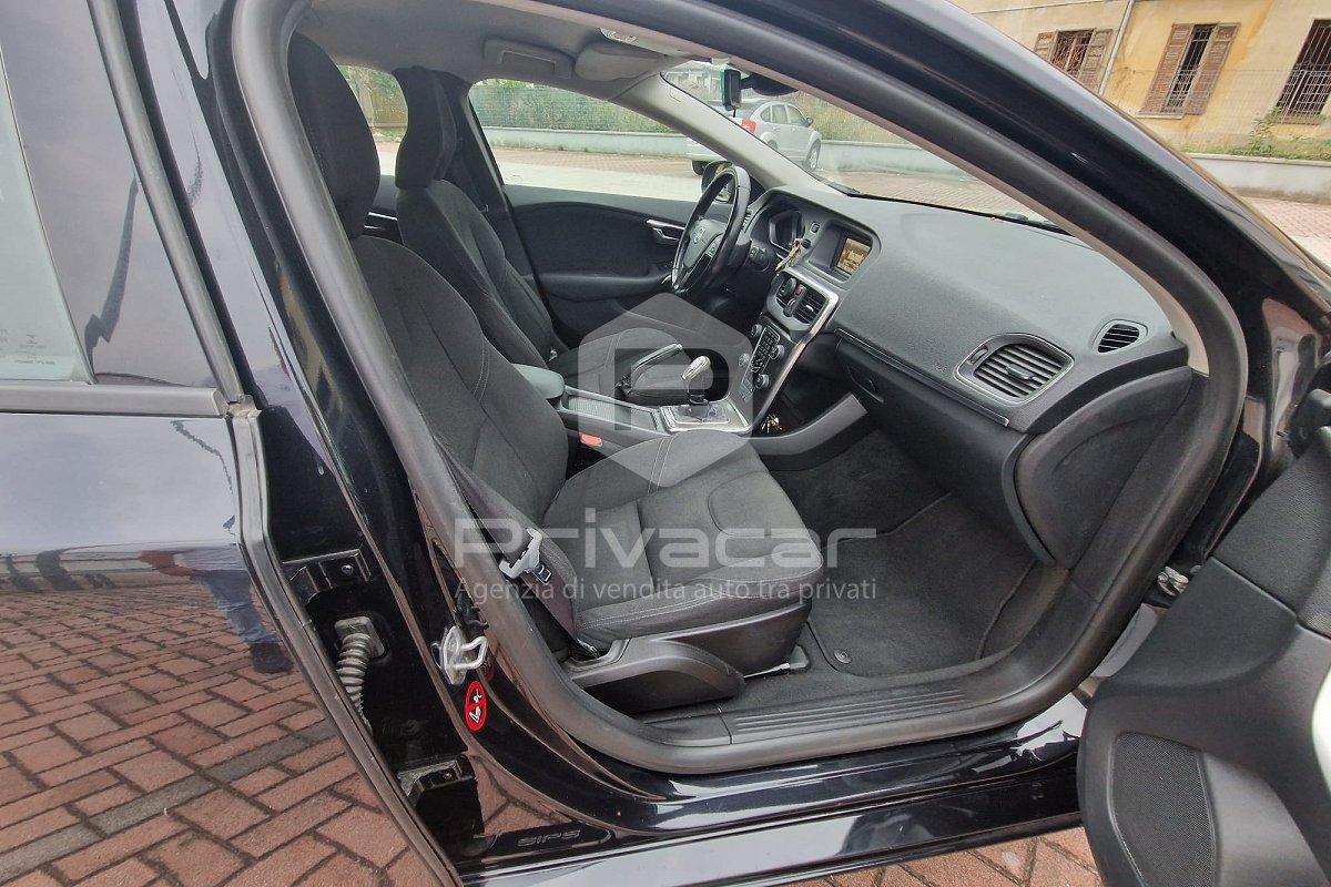VOLVO V40 D2 1.6 Kinetic