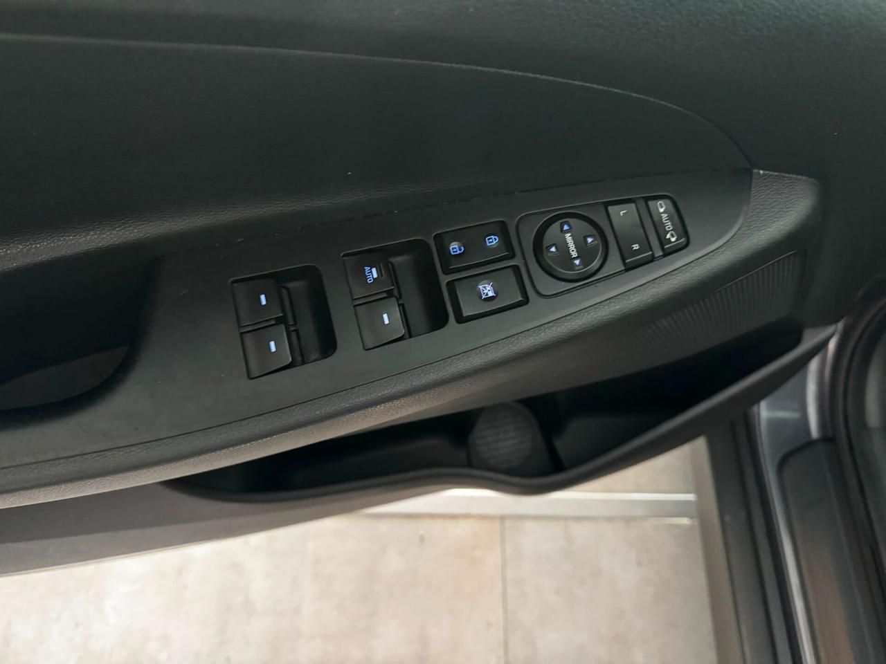 Hyundai Tucson 1.7 CRDi XPossible ***per commercianti***