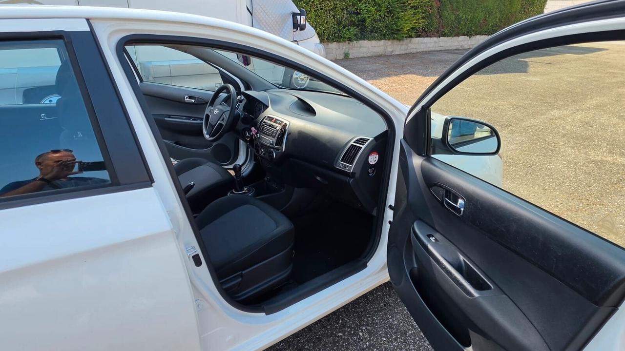 Hyundai i20 1.2 5p. Sound Edition