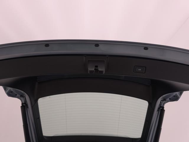 AUDI Q4 e-tron 40 Business Advanced