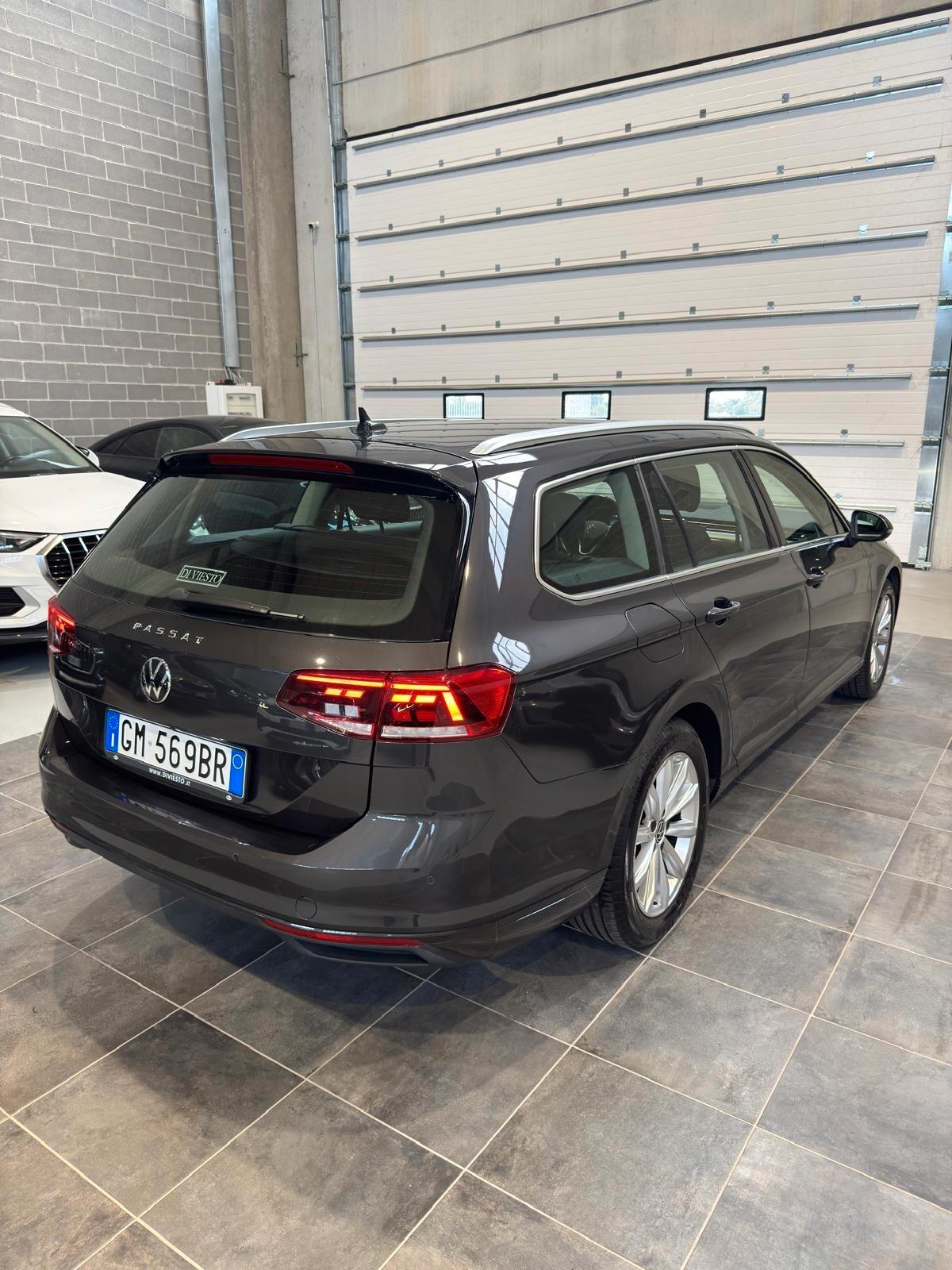 Volkswagen Passat Variant 2.0 TDI SCR 122 CV EVO DSG Business