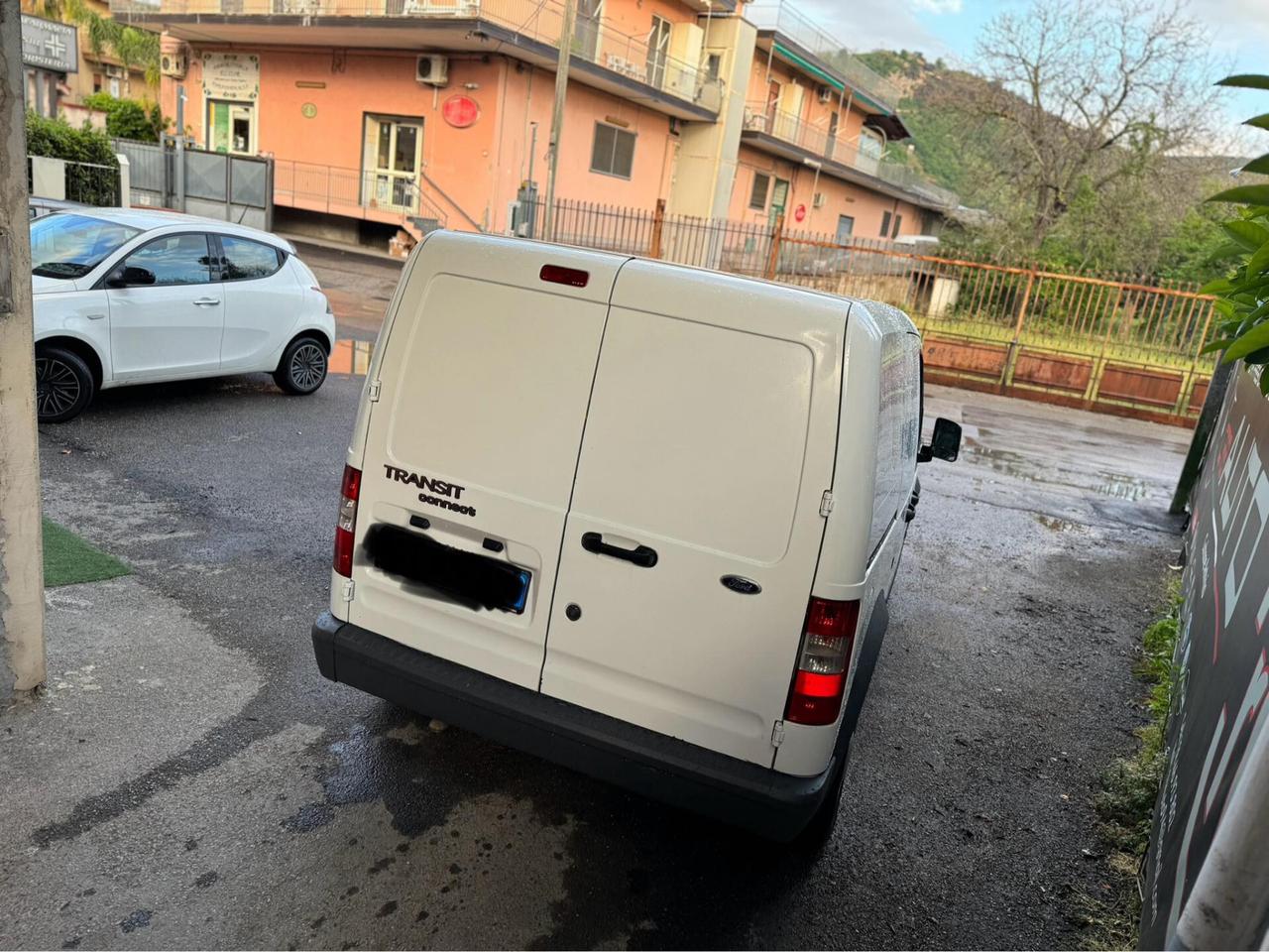 Ford CONNECT FURGONE CON 125MILA KM ORIGINAL