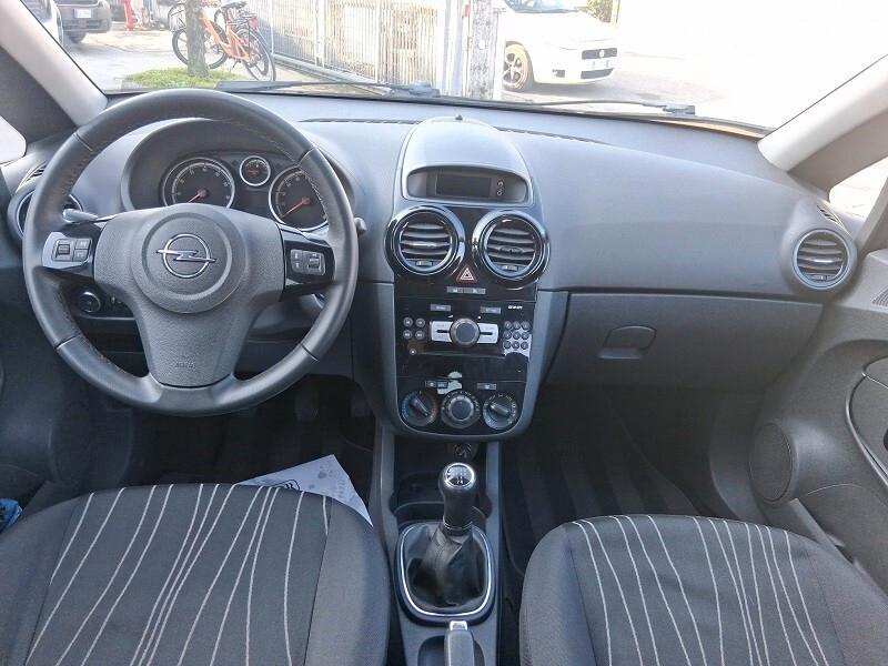 Opel Corsa 1.2 80CV 5 porte GPL-TECH Club