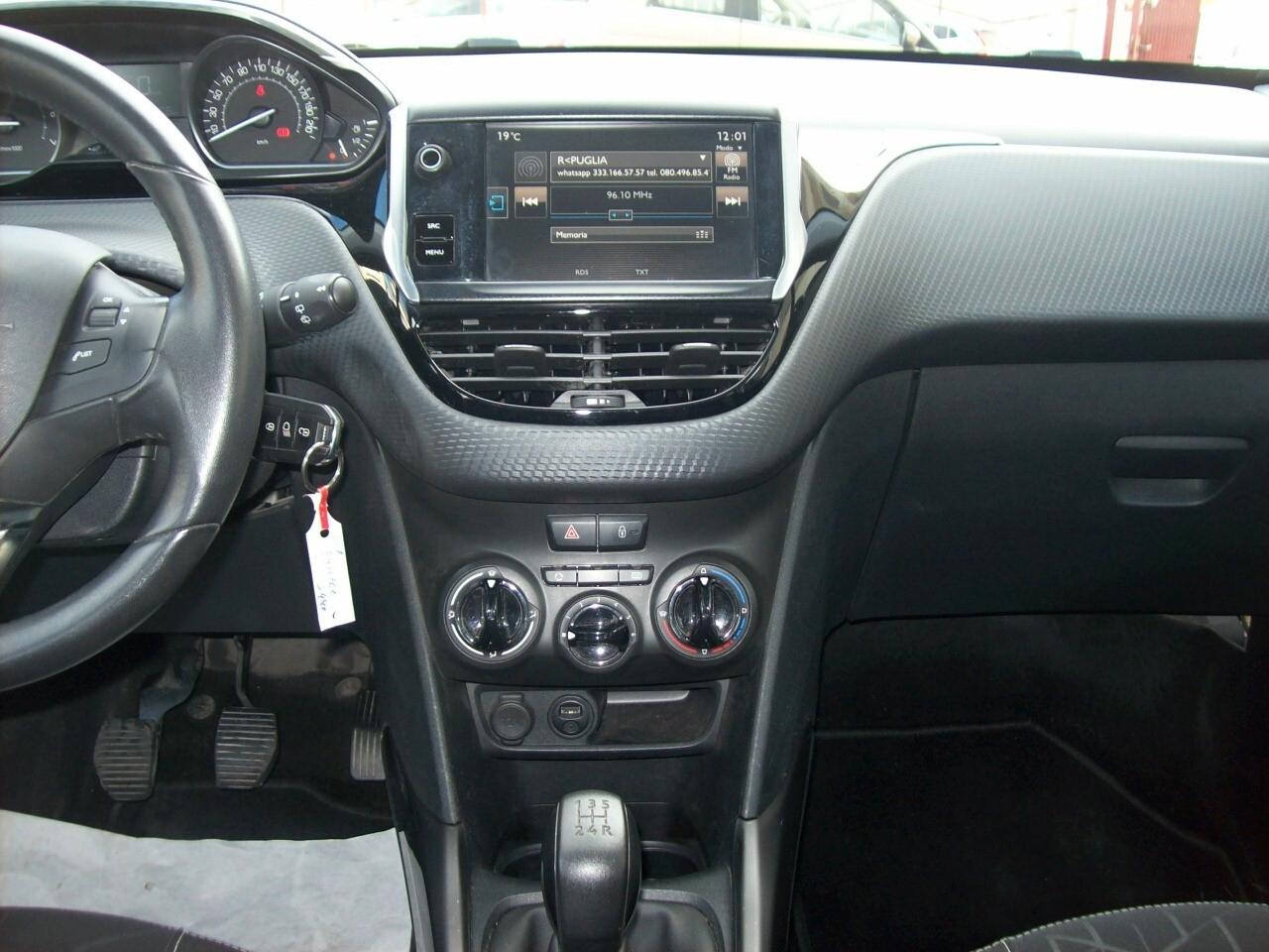 Peugeot 2008 1.2 PureTech 82CV Business