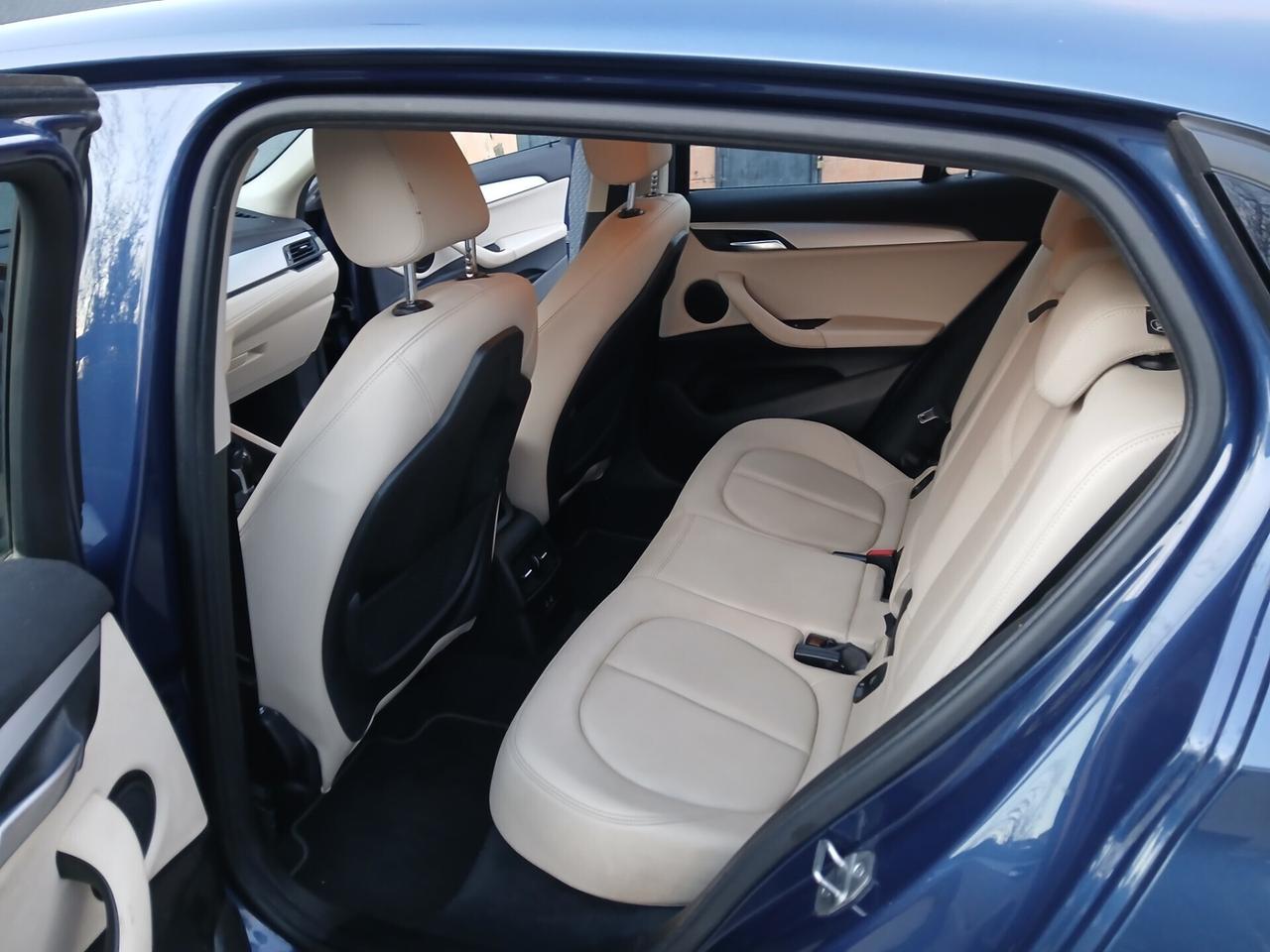 BmwX2 sDrive16d KM certificati 1proprietario NuovA