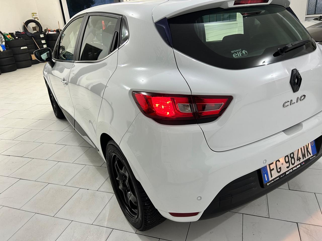 Renault Clio sport 1.2 75CV Zen