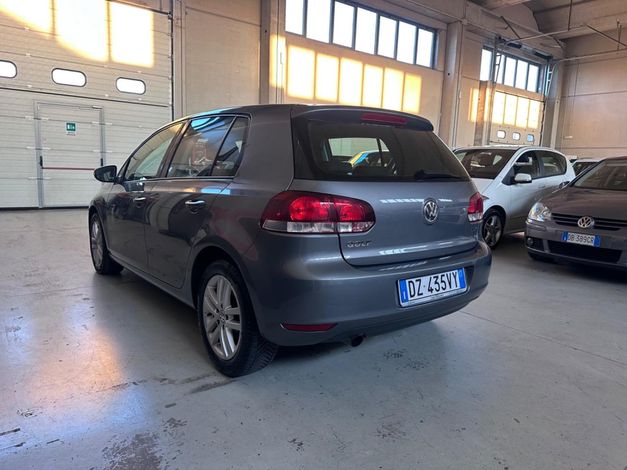 Volkswagen Golf 1.6 TDI DSG 5p. Highline