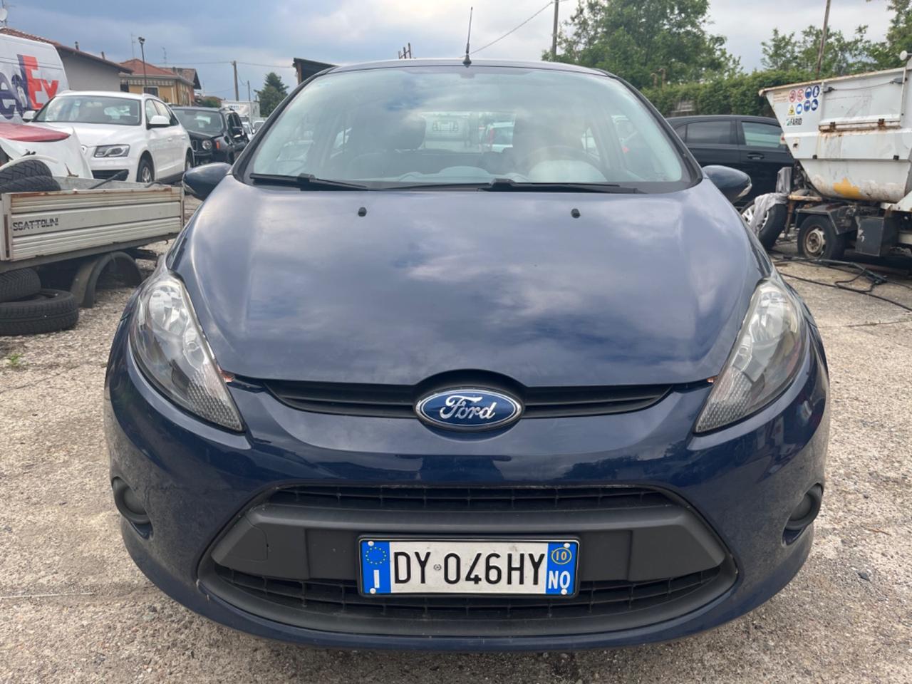 Ford Fiesta 1.4 gpl 2010 testa ko