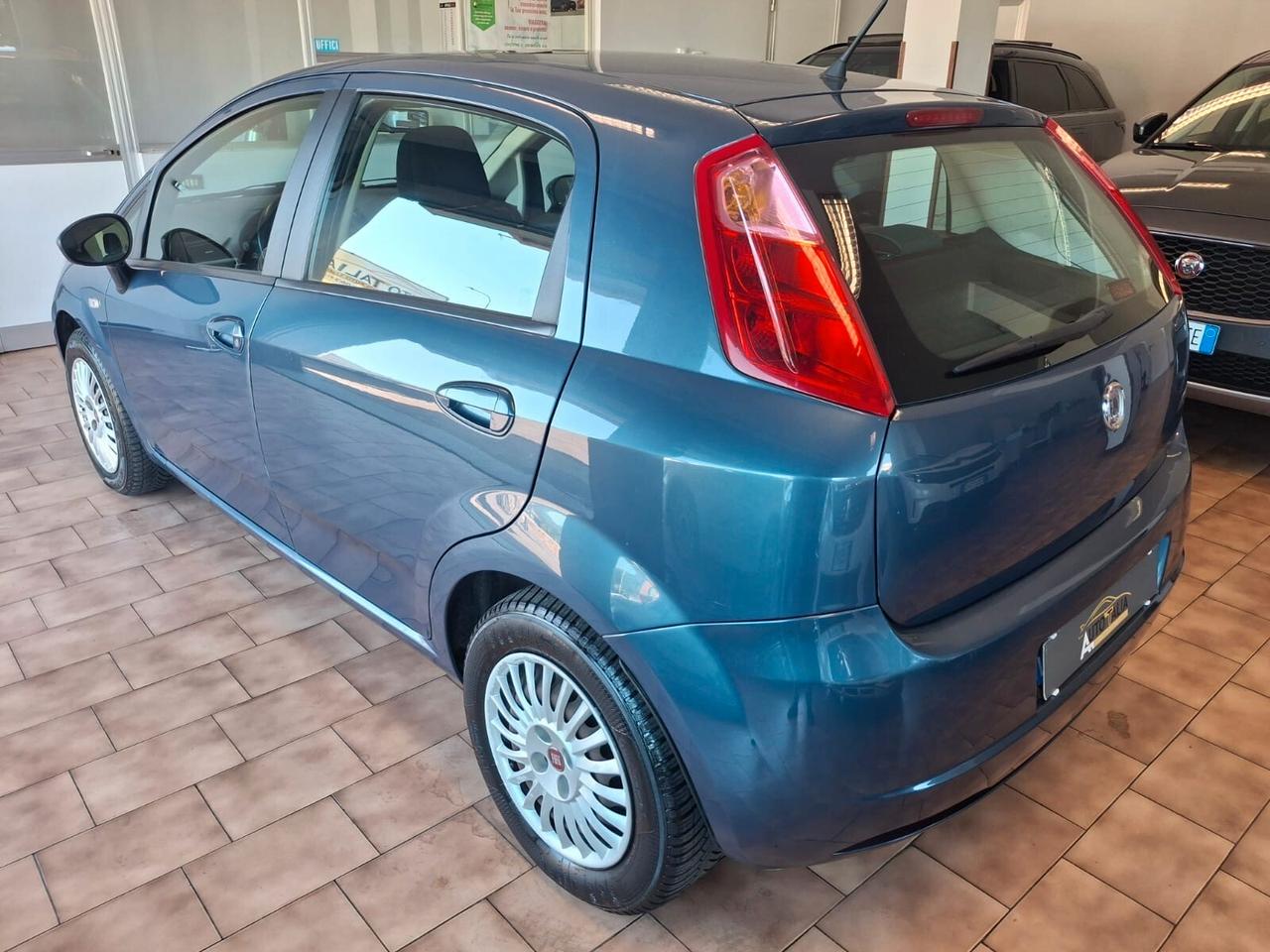 Fiat Grande Punto 5p 1.4 *NEOPATENTATI