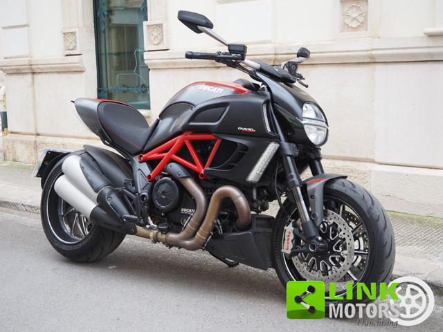 DUCATI Diavel Red Carbon