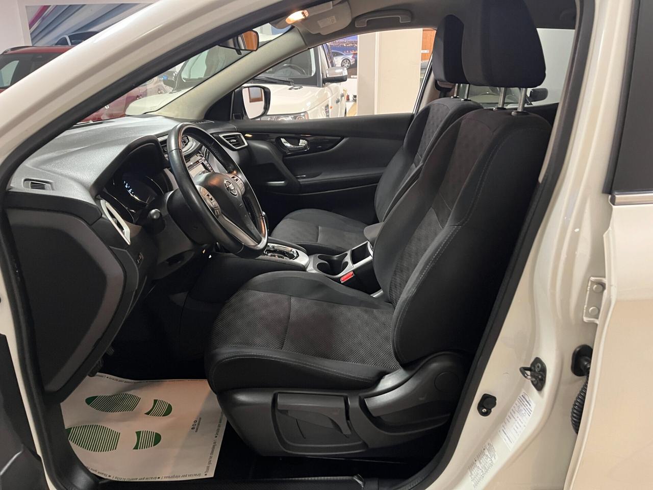 Nissan Qashqai 1.6 dCi X-Tronic 2WD Black Edition