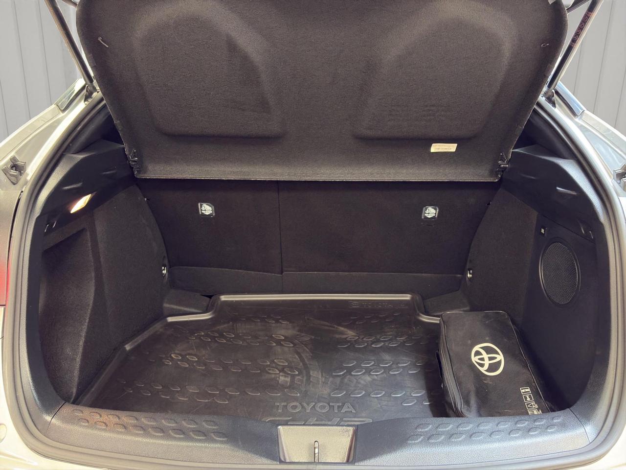 Toyota C-HR 1.8h Lounge e-cvt