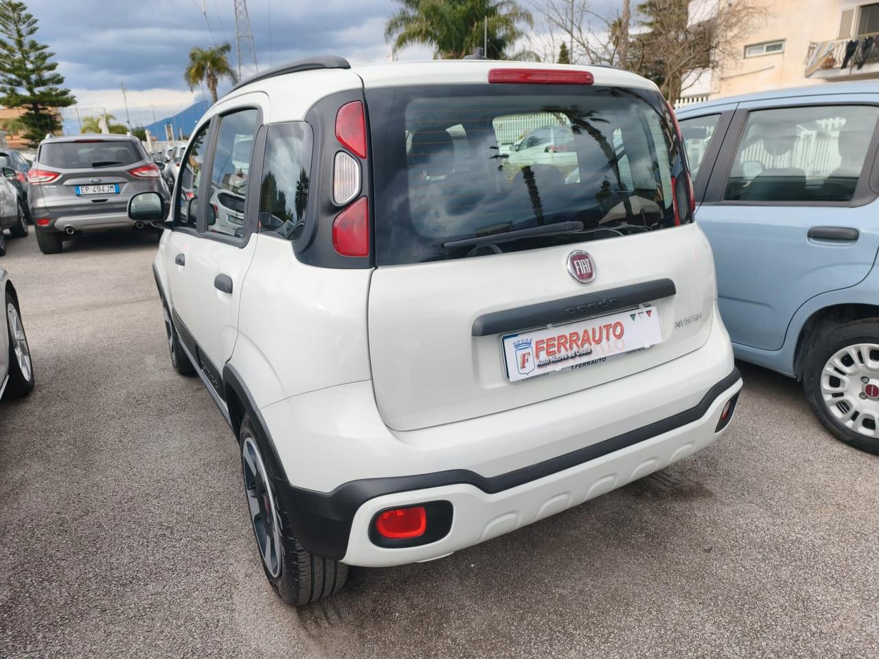 FIAT PANDA HYBRID CITY CROSS