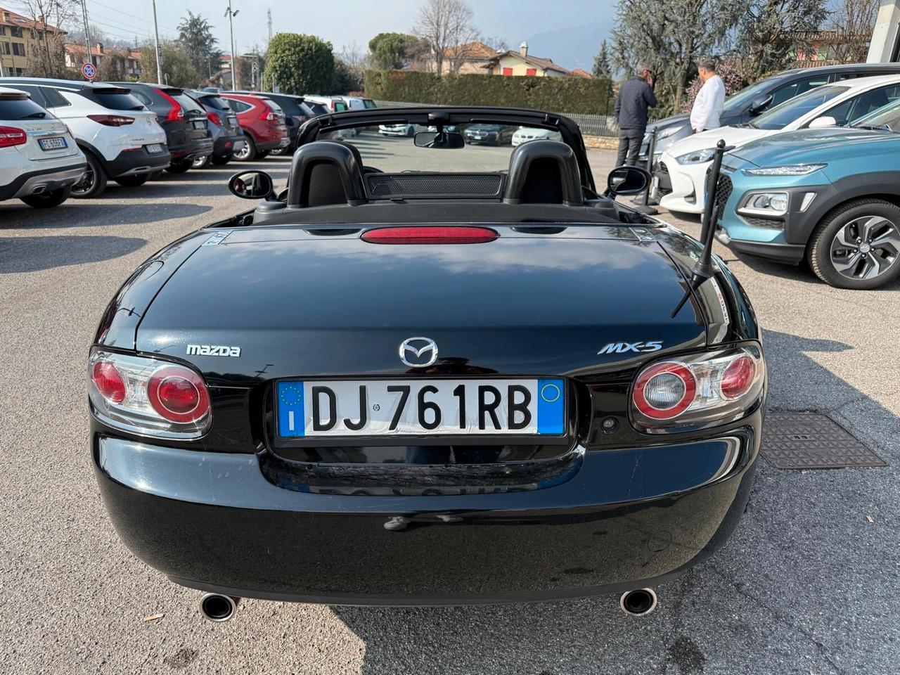 Mazda MX-5 Roadster 1.8L Wind