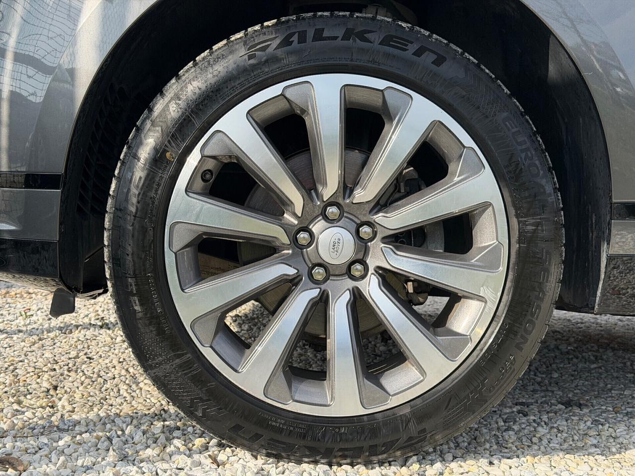 Range Rover Velar 2.0D I4 240 CV R-Dynamic HSE