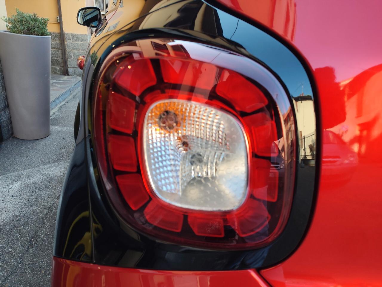 Smart ForFour 70 1.0 twinamic Prime solo km 14.355