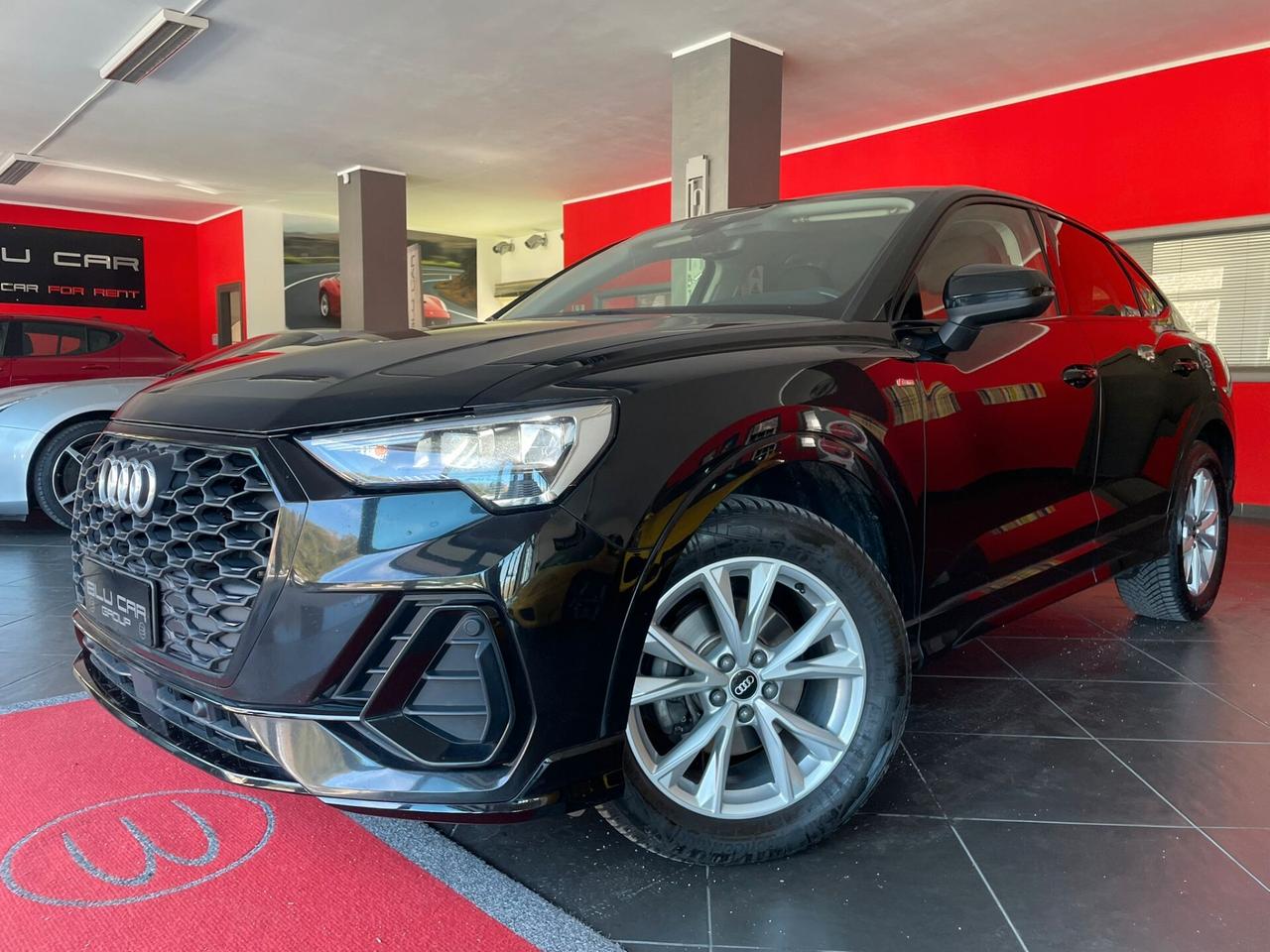 AUDI Q3 SPTB 35 2.0Tdi IDENTITY BLACK S-TRONIC