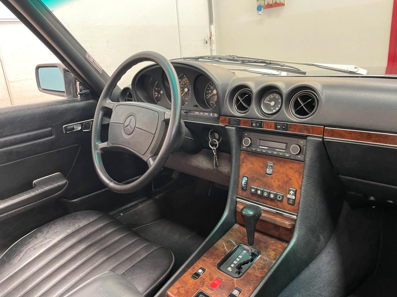 Mercedes-benz SL 560 America-LEGGI SOTTO